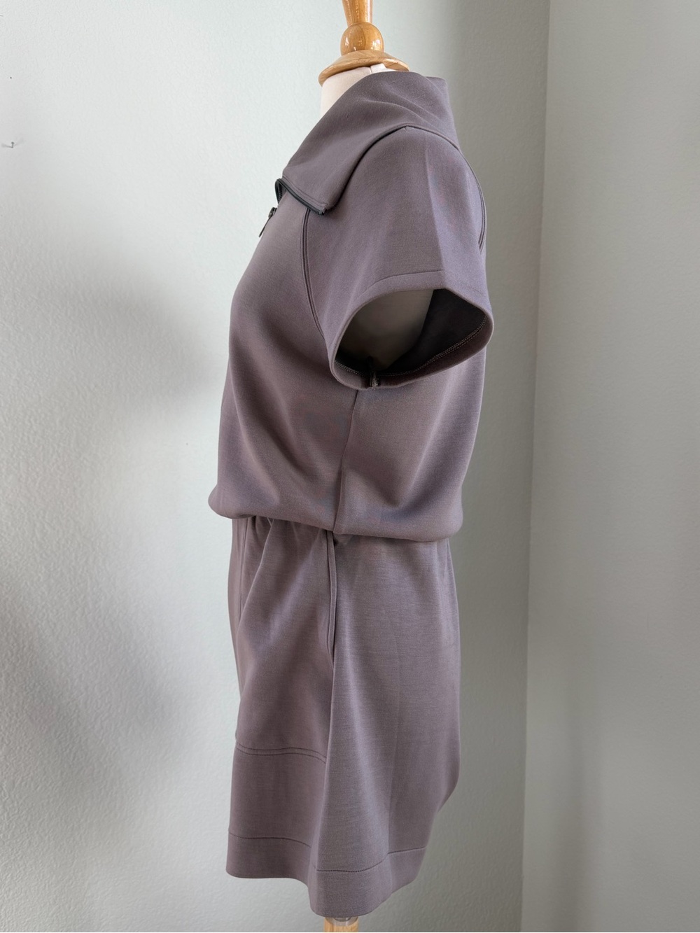 Spanx Air Essentials Half Zip Short Jumpsuit - Size M - Picture 5 of 8